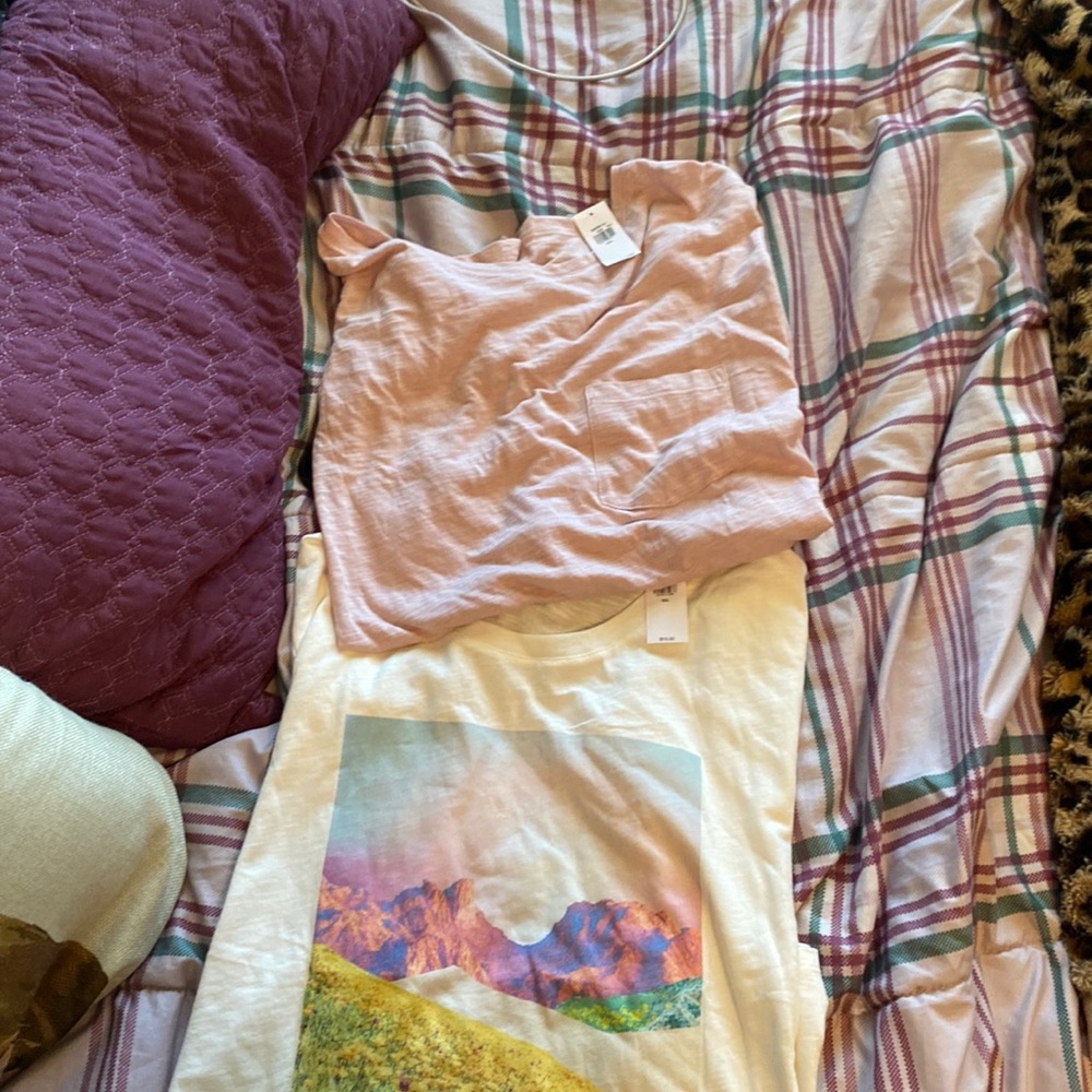 Old navy T-Shits lot of 2- size XXL- NWT